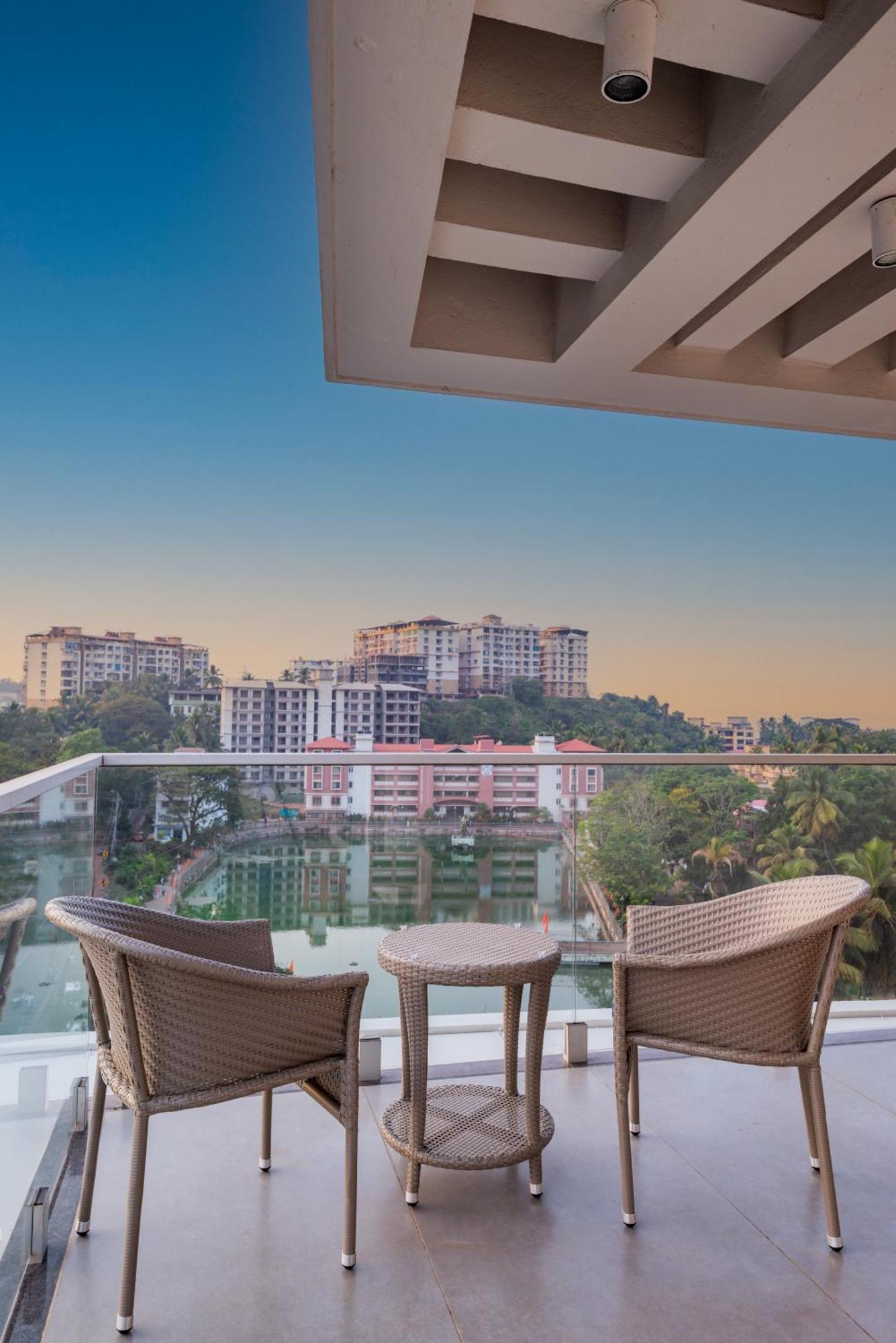 Regenta Place Vasco Goa วัสกูดากามา ภายนอก รูปภาพ